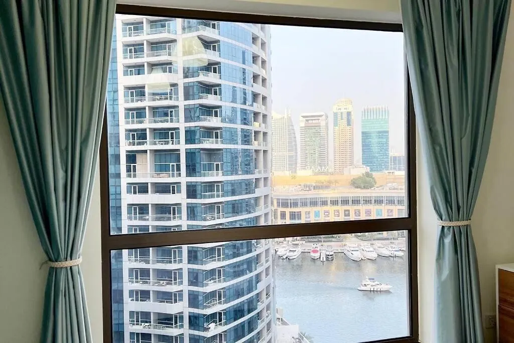 Apartment By The Beach In Bahar, Jbr ドバイ