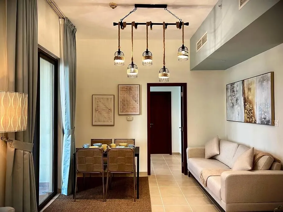 Apartment By The Beach In Bahar, Jbr ドバイ